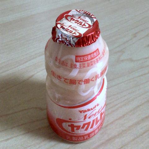 コンビニ スーパーで売っている Newヤクルト Newヤクルトのレビュー ジグソー レビューメディア