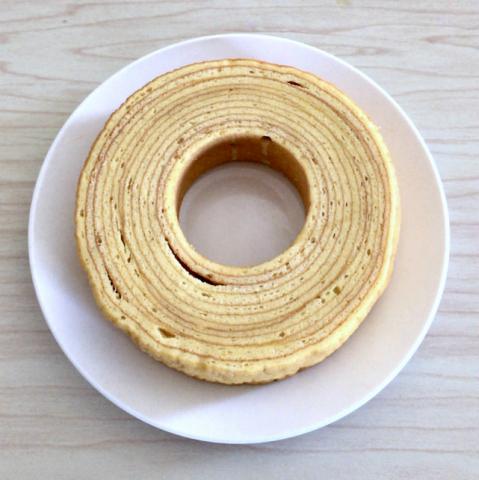 セブンゴールドのしっとりバウムクーヘン セブンゴールド 金のしっとりバウムクーヘンのレビュー ジグソー レビューメディア