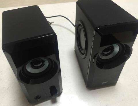 価格なりのスピーカーなので 細かいことが気になる人には向かない サンワサプライ Usb電源マルチメディアスピーカー Mm Spl8ubkのレビュー ジグソー レビューメディア