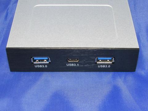 USB 3.0x2　USB 3.1Gen2ｘ1