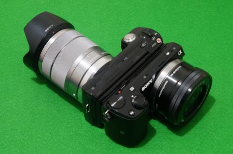 3台目のTはレンズ付きです。 - SONY ソニー デジタル一眼カメラ「NEX-5T」パワーズームレンズキット(ブラック) NEX-5T