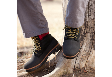 crocs cobbler boot (black/black)