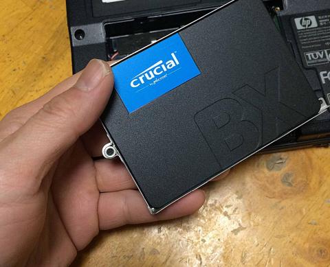 Hp Compaq Nx63の古いノートpcを復活させるために購入 Crucial Ssd Bx500 1gb Sata3 2 5インチ 7mm厚 Ct1bx500ssd1のレビュー ジグソー レビューメディア