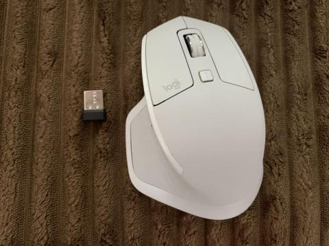多機能だが手に馴染みにくい Logicool ロジクール Mx2100sgy Mx Master 2s ワイヤレスレーザーマウス グレイ Flow機能付 Bluetooth Usb接続 Windows Mac対応 高確度のレビュー ジグソー レビューメディア
