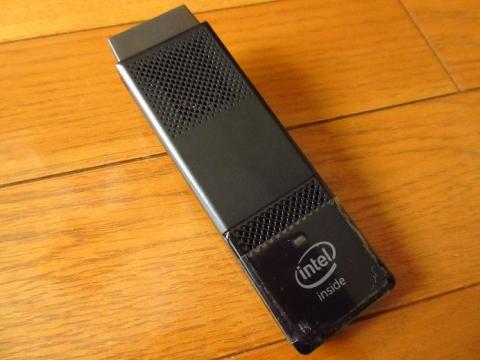 Intel Compute Stick BOXSTK1AW32SCR に使用