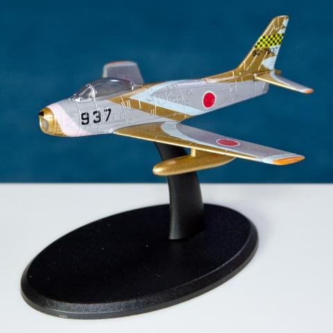 01 F-86F 初期編隊長機