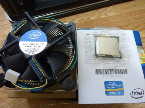 Intel Core i7-2600K のパッケージ内容