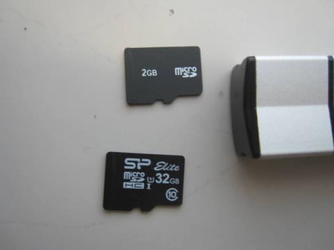 MicroSD次第で合計容量が変化