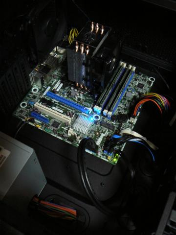 Intel Desktop Board DQ77MK