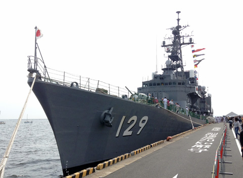 マリンフェスタ2014 in FUNABASHIで公開されていた護衛艦「やまゆき」