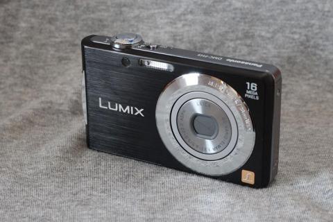 LUMIX DMC-FH5-K