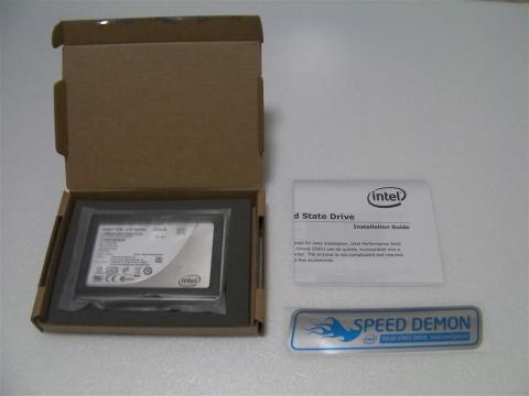 SSD本体、説明書、SPEED DEMONステッカー