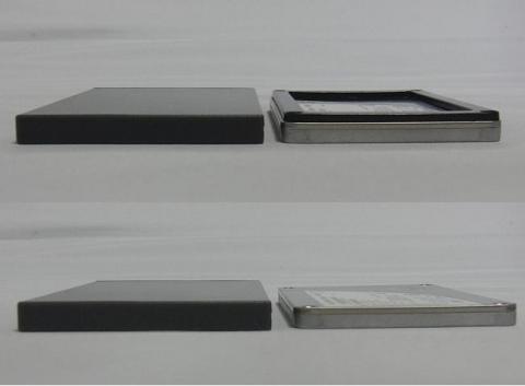 SSD520と薄さ比較
