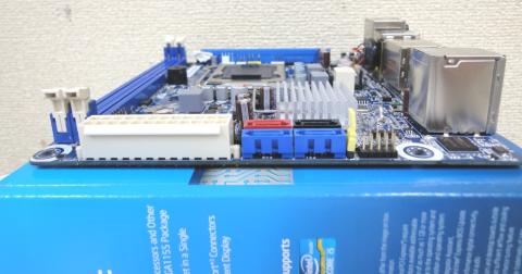 〇SATAコネクタ・マザーボード電源周りです♪