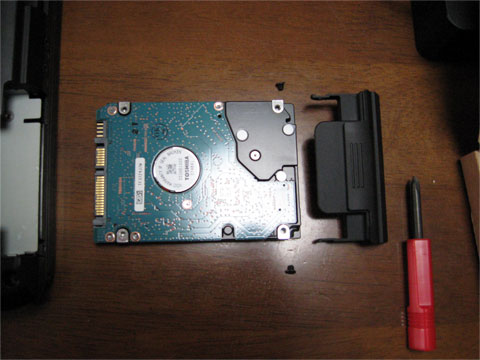 実際にネジを外したところ