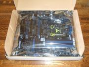 上段のマザーボード