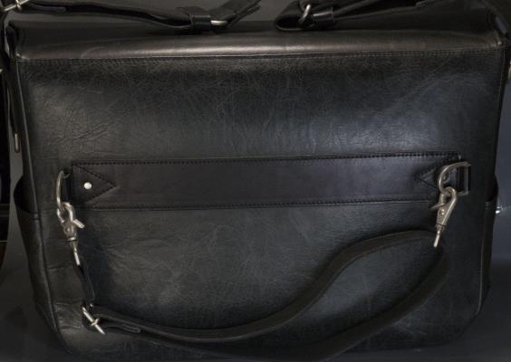 画像 郵便配達の鞄 馬革製カメラバック Bonoのレビュー ジグソー レビューメディア