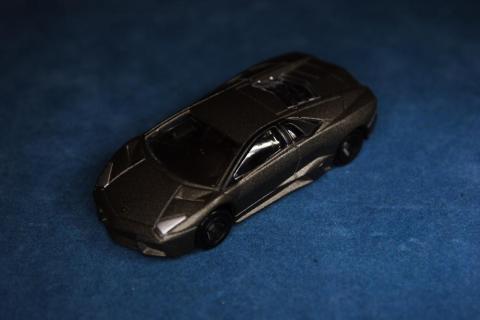 Pモードにて、グレーカードを測光しAEロックで撮影