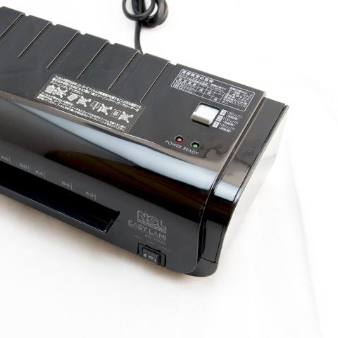 上面右:温度設定スイッチ