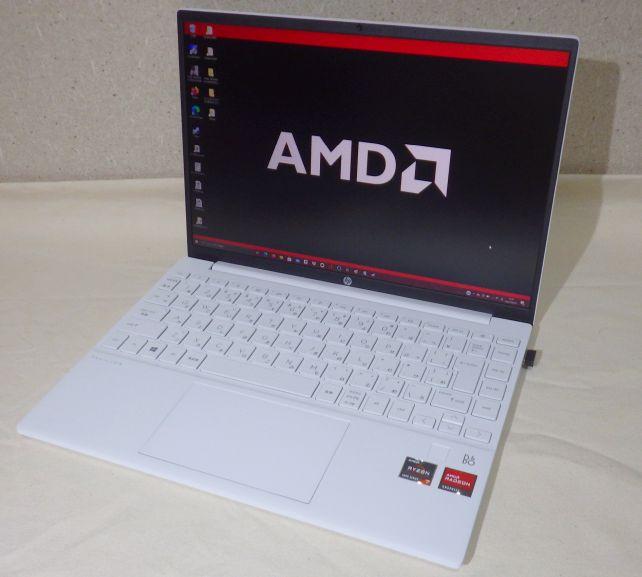 色使いもあまりごてごてしていなくて端正なたたずまい