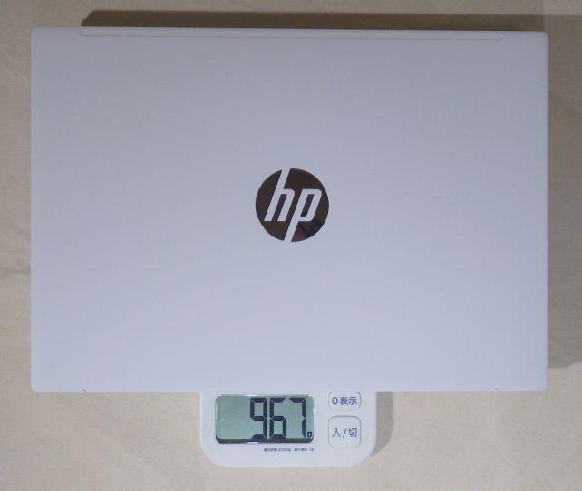 実測は本体だけでは967g