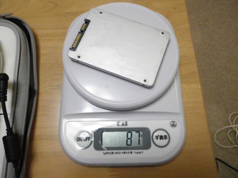 SSDの重さ