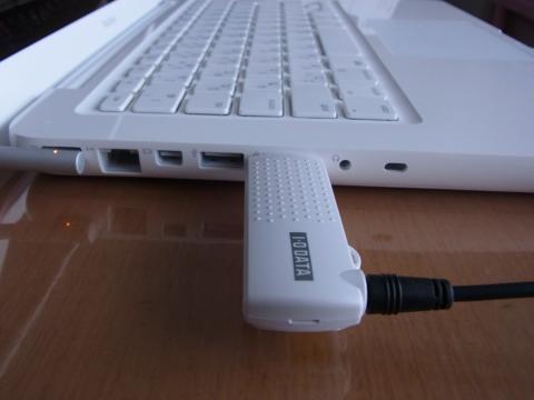 MacのUSBポートへ