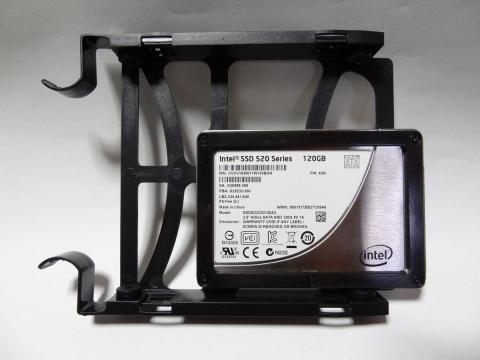 SSD取り付け1