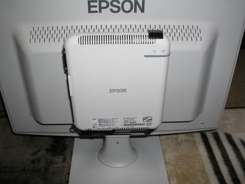 マウンタへ本体を取り付けた図。