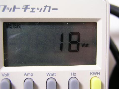 NP30S 本体(OCCT稼働中)