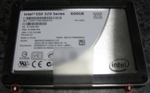 SSDマウントネジ.jpg