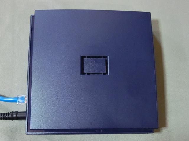 目立たないけど、しっかり働くルーターです