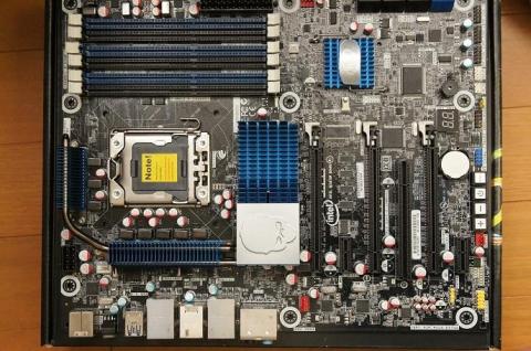 マザーボード本体