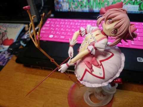 ソフマップ秋葉原本店の店舗前ワゴンで叩き売りされてたのでお迎えしました 劇場版 魔法少女まどか マギカ 前編 始まりの物語 後編 永遠の物語 鹿目まどか 始まりの物語 永遠の物語 二次出荷分 1 8スケール Pvc製塗装済み完成品 のレビュー ジグソー