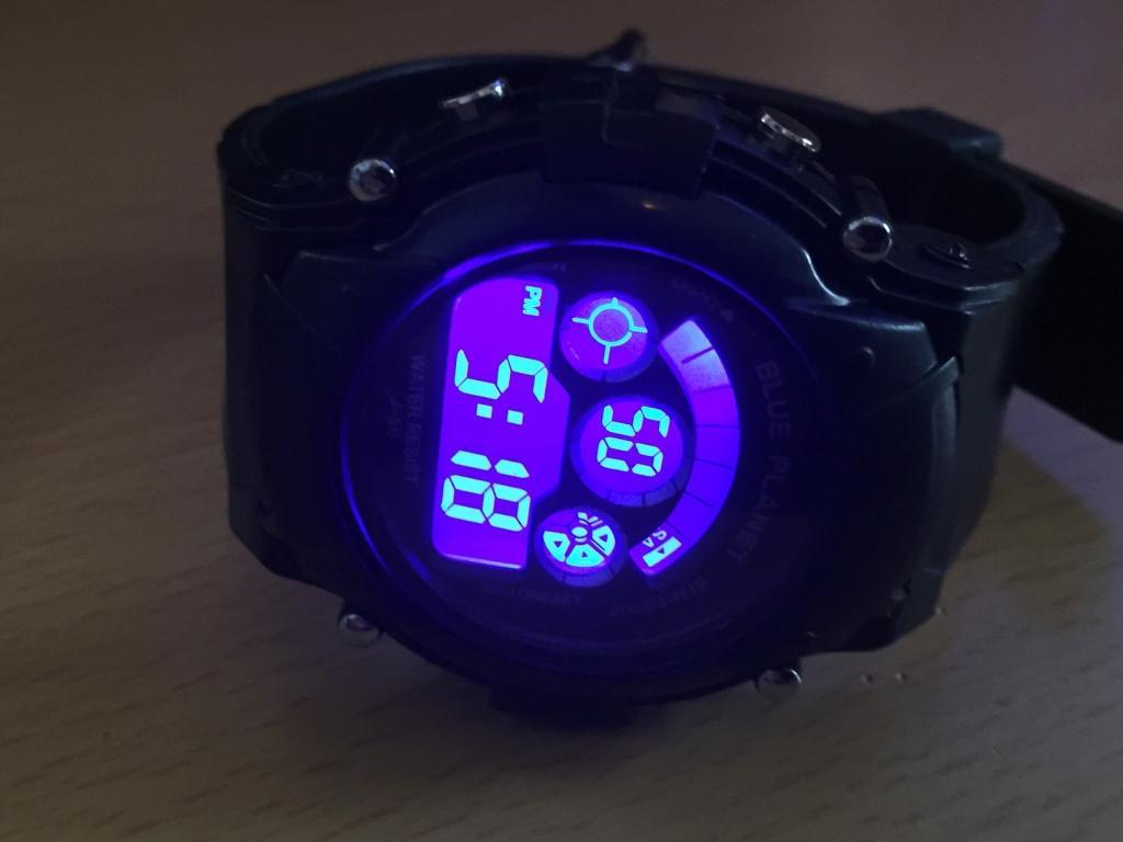 ブループラネットというアウトドアテイストの腕時計 Daiso Blue Planet G212のレビュー ジグソー レビューメディア