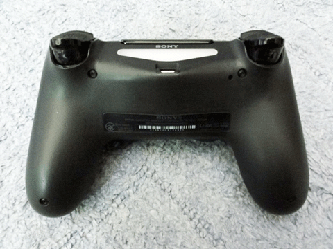 DUALSHOCK 4裏