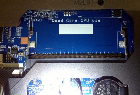 拡張 メモリスロット