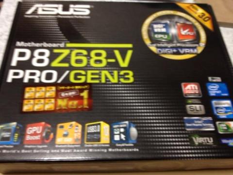 【マザーボード、NO1の文字が光ります】