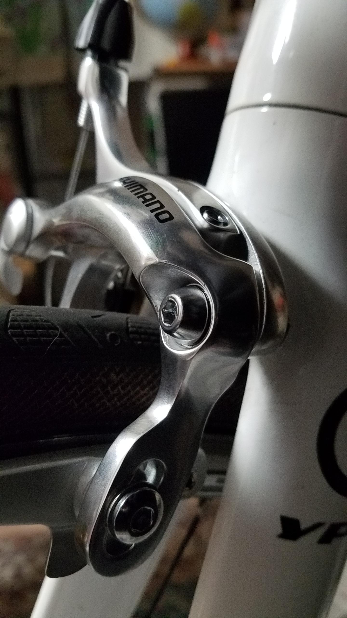 ロングアーチって選択肢なさすぎ Shimano シマノ キャリパーブレーキ Br R650 後用アーチサイズ 57mm Smc 枕頭ナット仕様のレビュー ジグソー レビューメディア