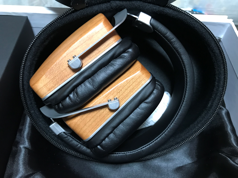 新品 M&amp;J MJ2 コンデンサ搭載ハイブリッドドライバヘッドフォン 専用アンプが不要なコンデンサー型ヘッドフォン - 正規輸入品