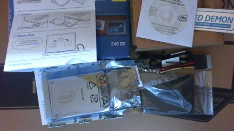 Intel 530 240GBの準備