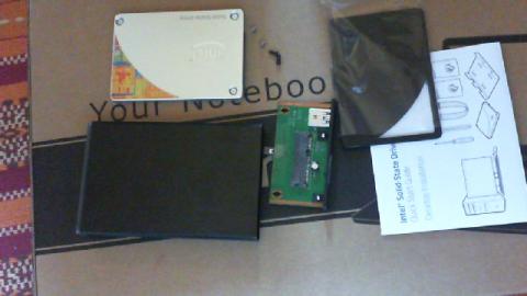 USB接続の2.5インチHDDケース