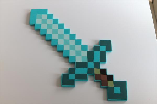 画像 ダイヤの剣です Minecraft マインクラフト Foam Diamond Sword フォーム ダイアモンド ソード 並行輸入品 のレビュー ジグソー レビューメディア