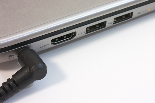 インターフェイス；左側