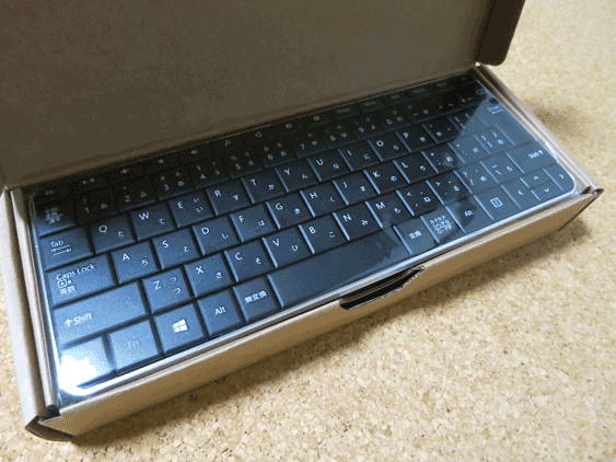 初めて使う、Bluetoothキーボード。 - マイクロソフト Wedge Mobile