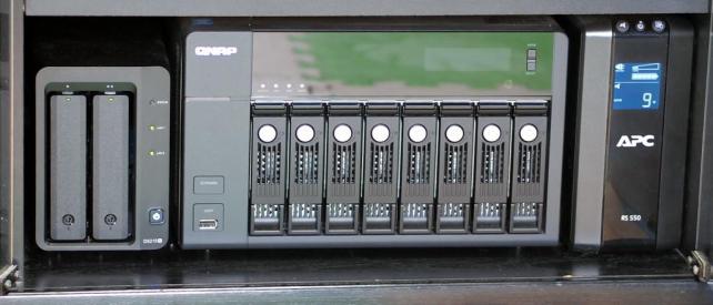 Synology DS215+のHDDスタンバイ状態は、なんと9w