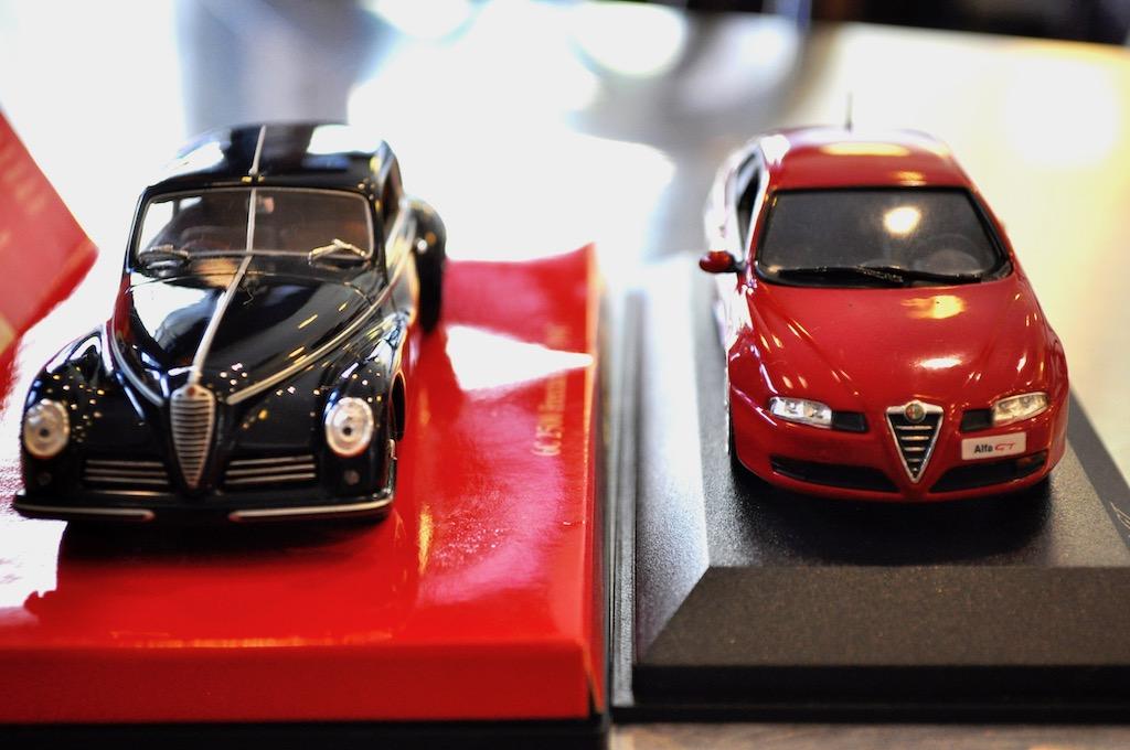 名車 アルファロメオ6C 2500 '1947 - 1/43scale ミニチャンプス