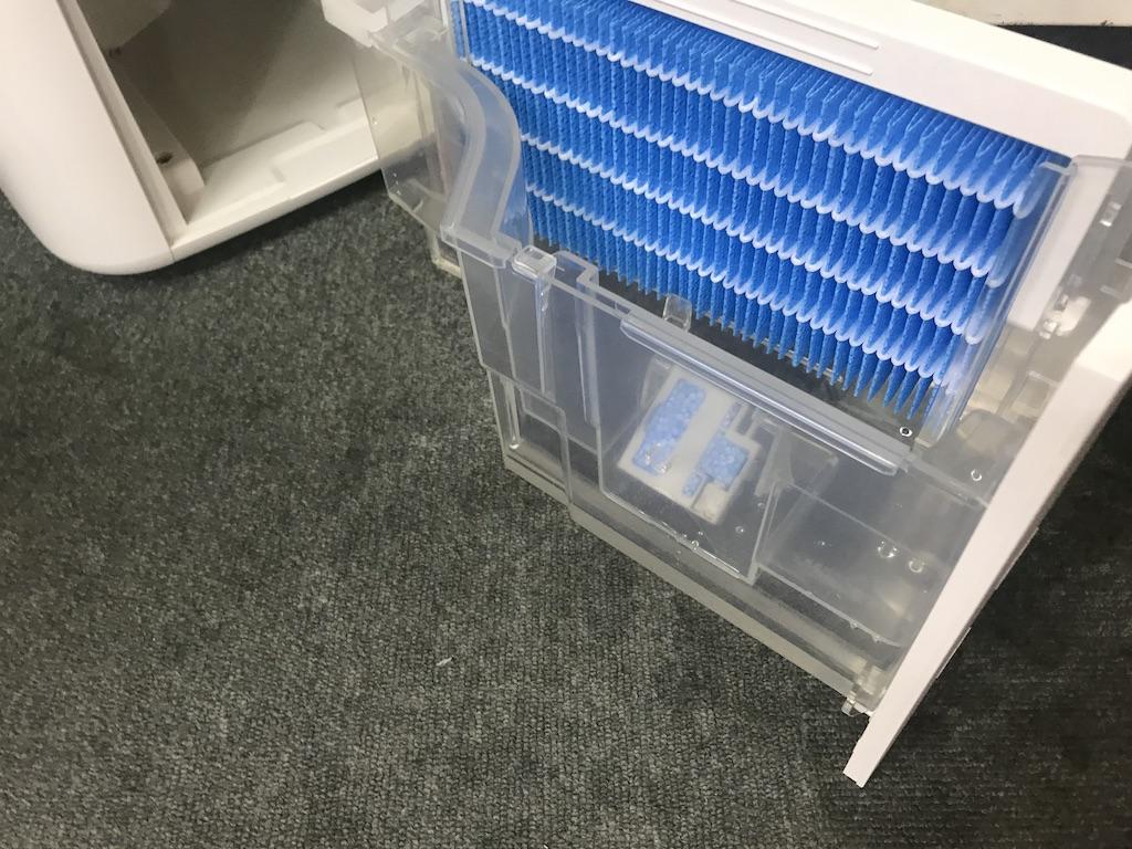 エアコンだけでキンキンに冷えている部屋に この除湿機を入れたら シャープ 除加湿空気清浄機 Ki Ld50のレビュー ジグソー レビューメディア