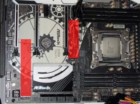 M.2ソケット位置