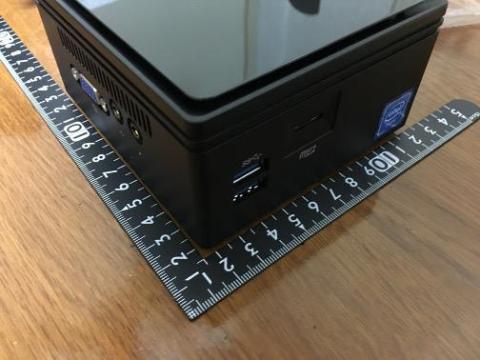 大きさはこんな感じ